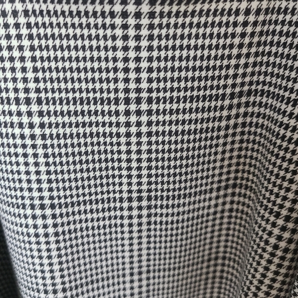 Boohoo Dogtooth Pinafore Skirt Size US 18 NWT - Picture 5 of 8